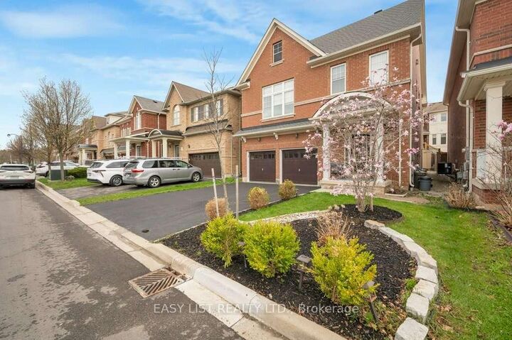 Property Photo: 455 Harkin Place ON L9T 7Y1