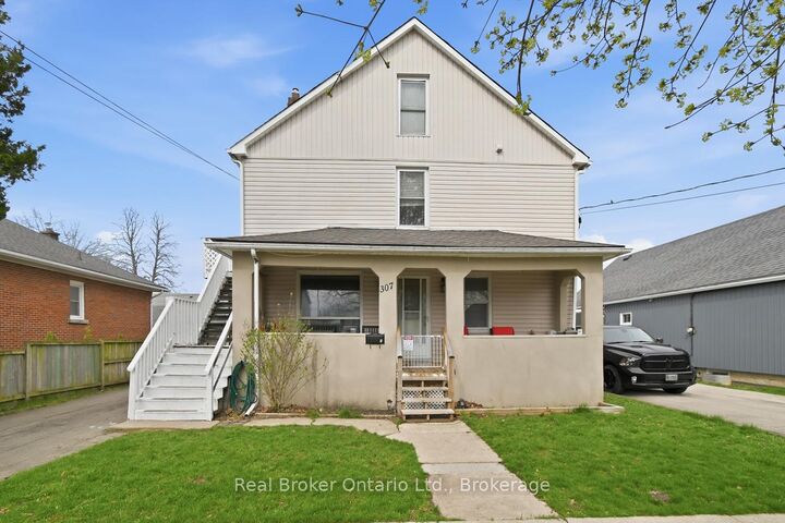 Property Photo: 307 Wallace Avenue S ON L3B 1R8
