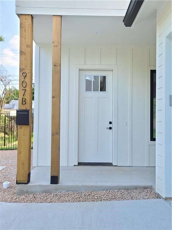 Property Photo:  907 E 44th Street B  TX 78751 