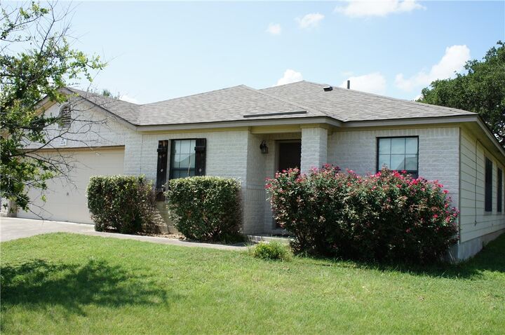 Property Photo:  224 Wildwood Drive  TX 78633 