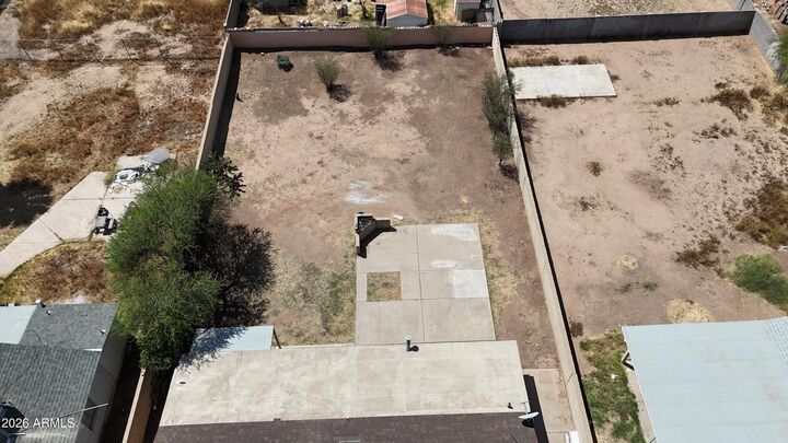 Property Photo:  2327 E Victory Drive  AZ 85288 