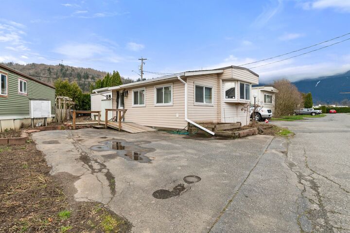 Property Photo: 1884 Heath Road 11 BC V0M 1A2
