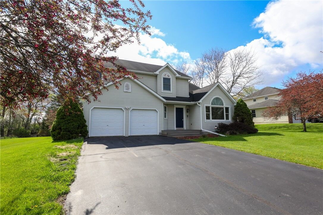 Property Photo:  11 Ambrose Drive  NY 14845 