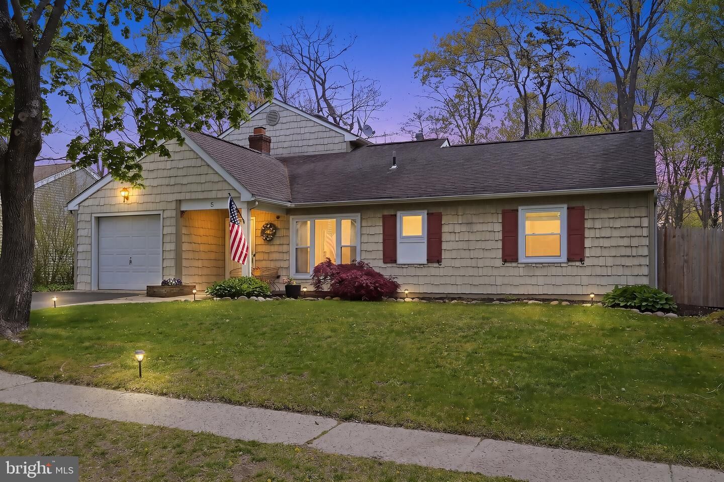 Property Photo:  5 Chestnut Way Circle  NJ 08005 