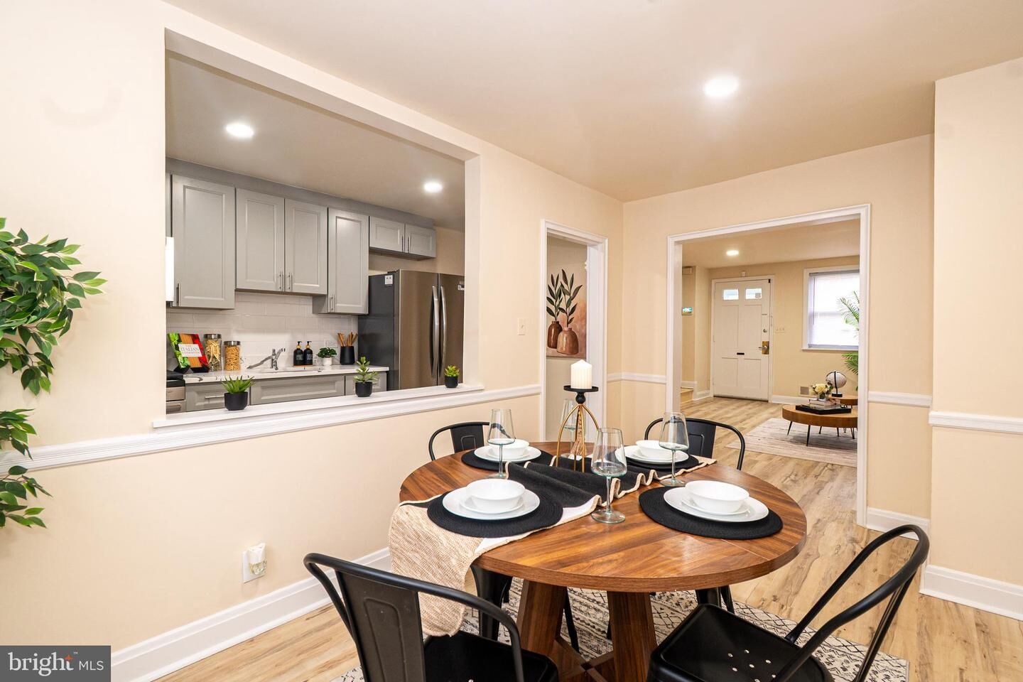 Property Photo:  1226 N Augusta Avenue  MD 21229 