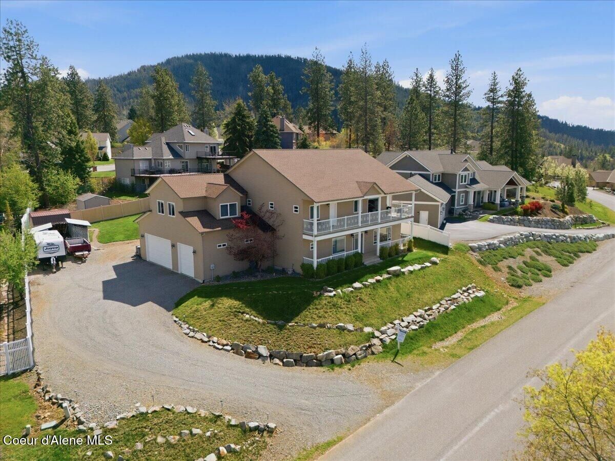 Property Photo:  2010 E Grandview Dr  ID 83815 