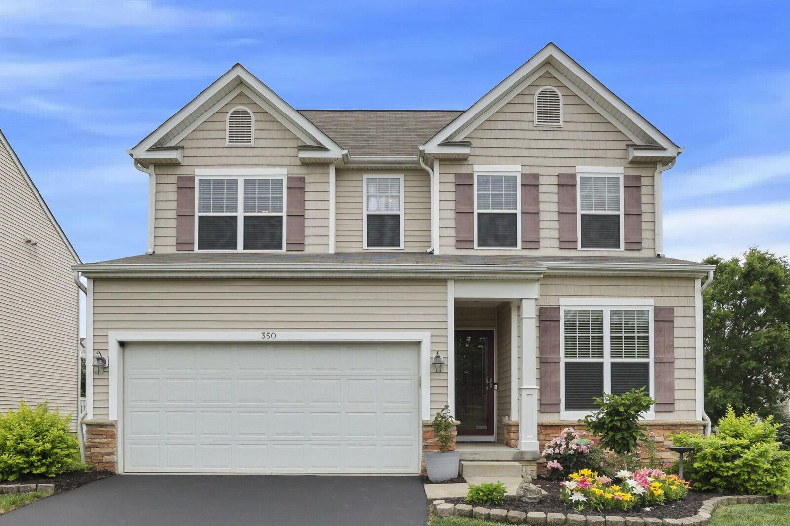 Property Photo:  350 Josaphat Way  OH 43213 