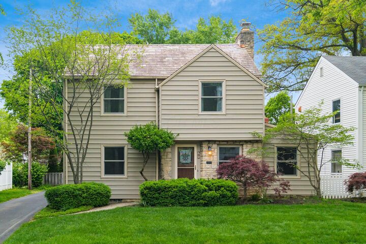 Property Photo:  60 W Schreyer Place  OH 43214 