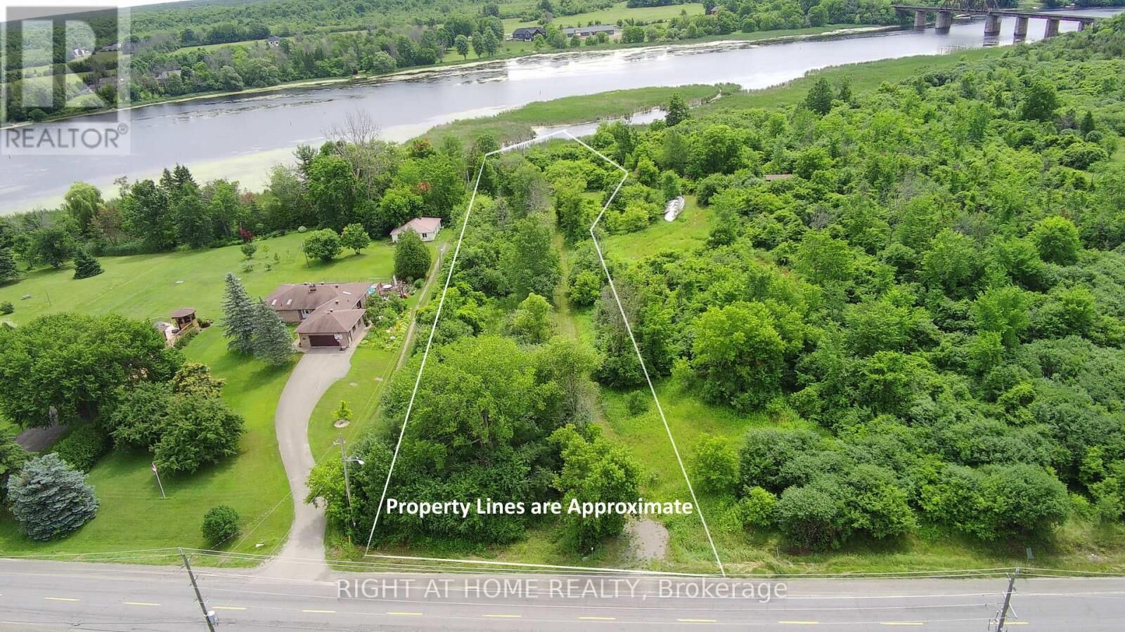 Property Photo:  00 Heritage Drive  ON K0G 1N0 