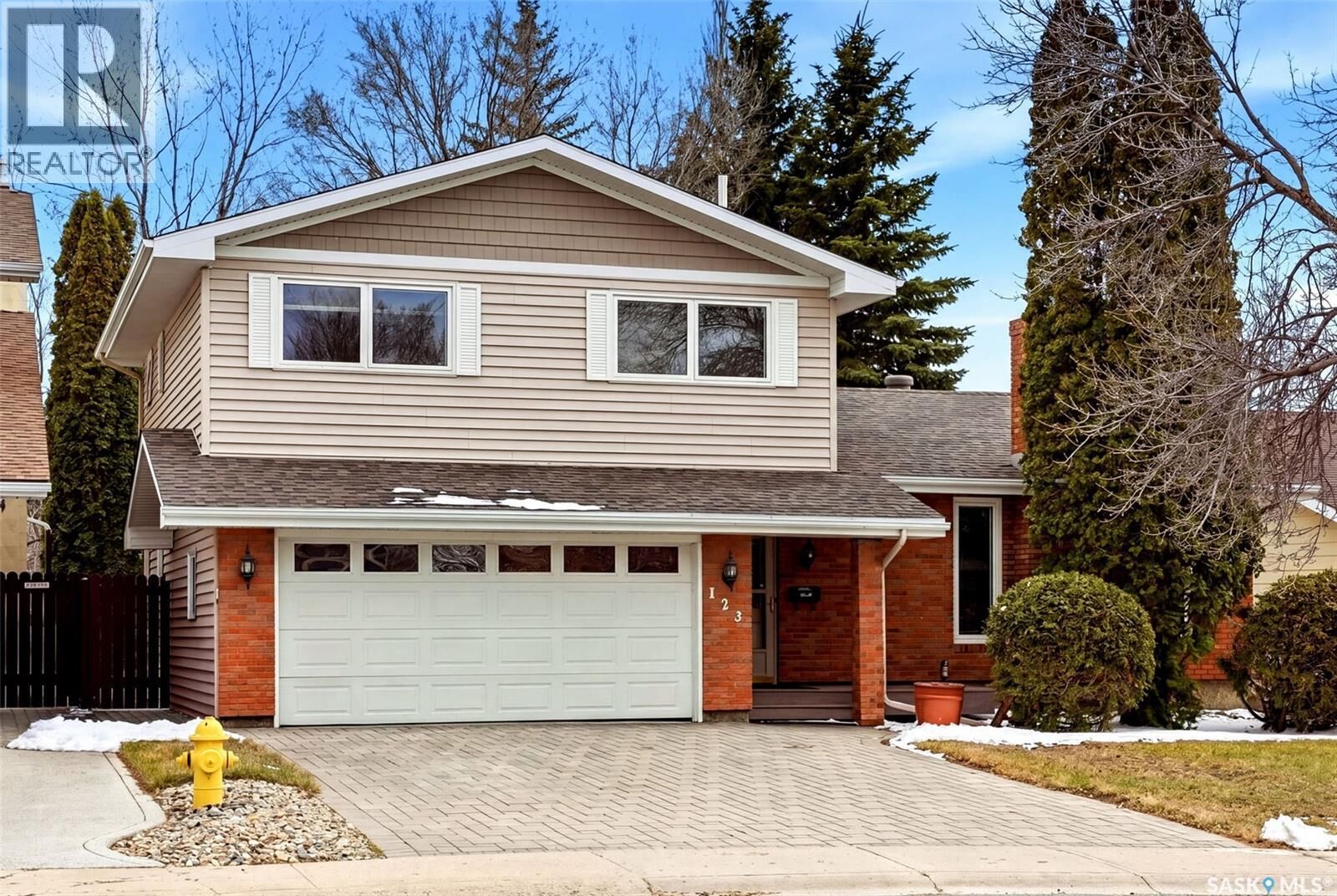 Property Photo:  123 Groome Avenue  SK S4S 6S3 