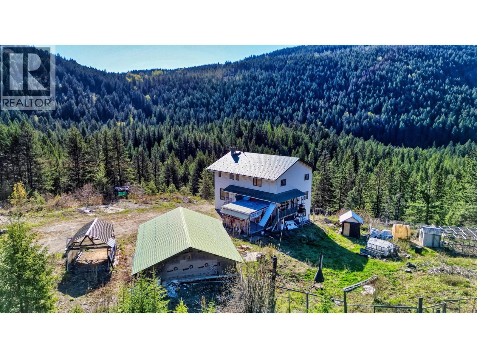 Property Photo:  6050 Athelston-Hartford Road  BC V0H 1H5 