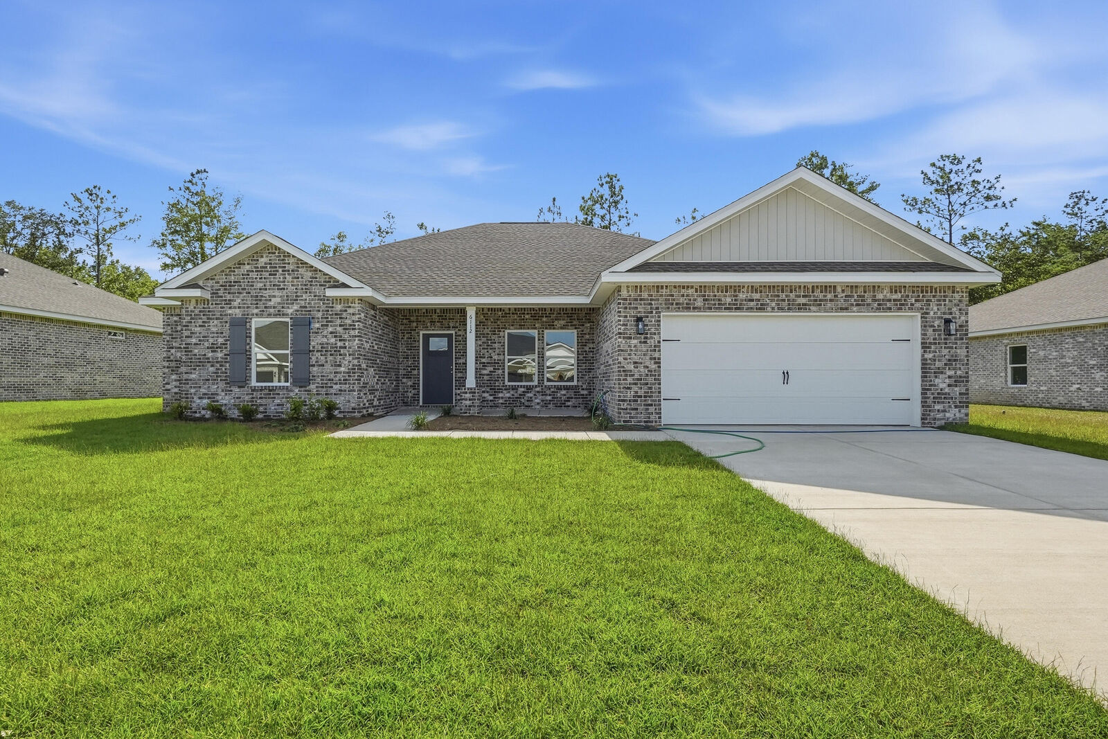Property Photo: 6112 Mildred's Way FL 32539