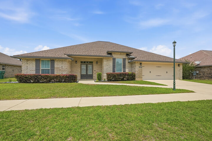 Property Photo:  4730 Chanson Crossing Crossing  FL 32539 