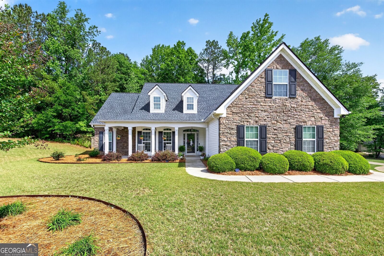 Property Photo:  101 Peyton Court  GA 30276 