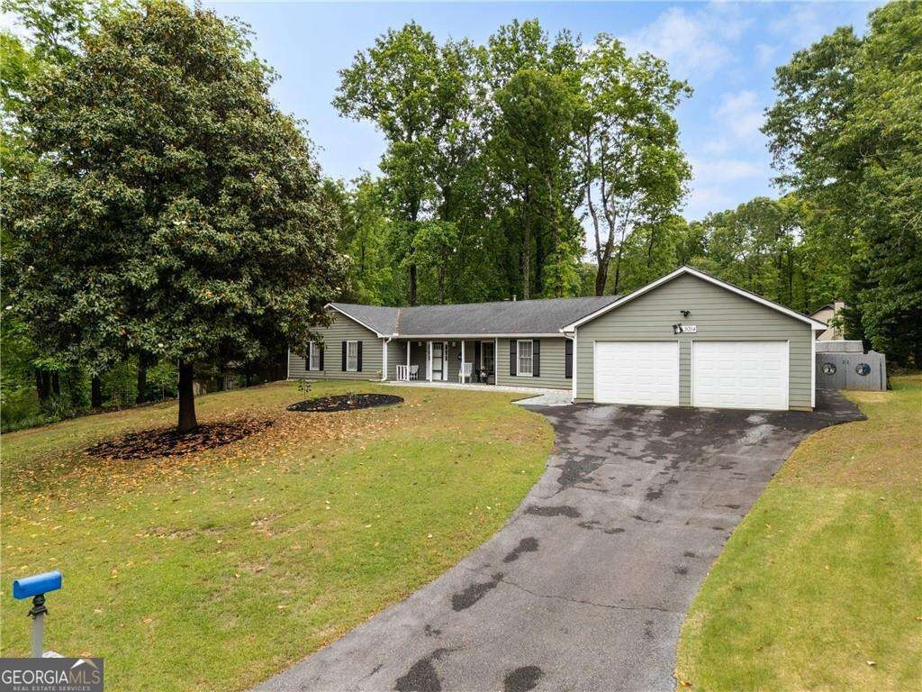 Property Photo:  2054 S Cove Trail  GA 30066 