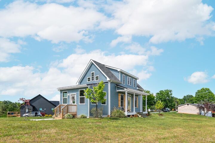 Property Photo:  1589 Clearview Road  VA 24523 