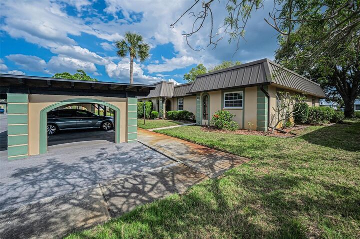 Property Photo:  4200 Hampton Drive 4200  FL 34652 