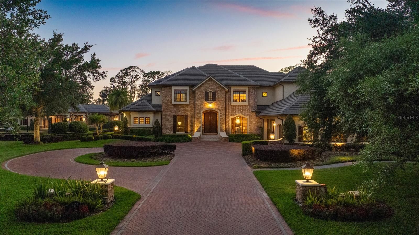 Property Photo:  9121 Tibet Pointe Circle  FL 34786 
