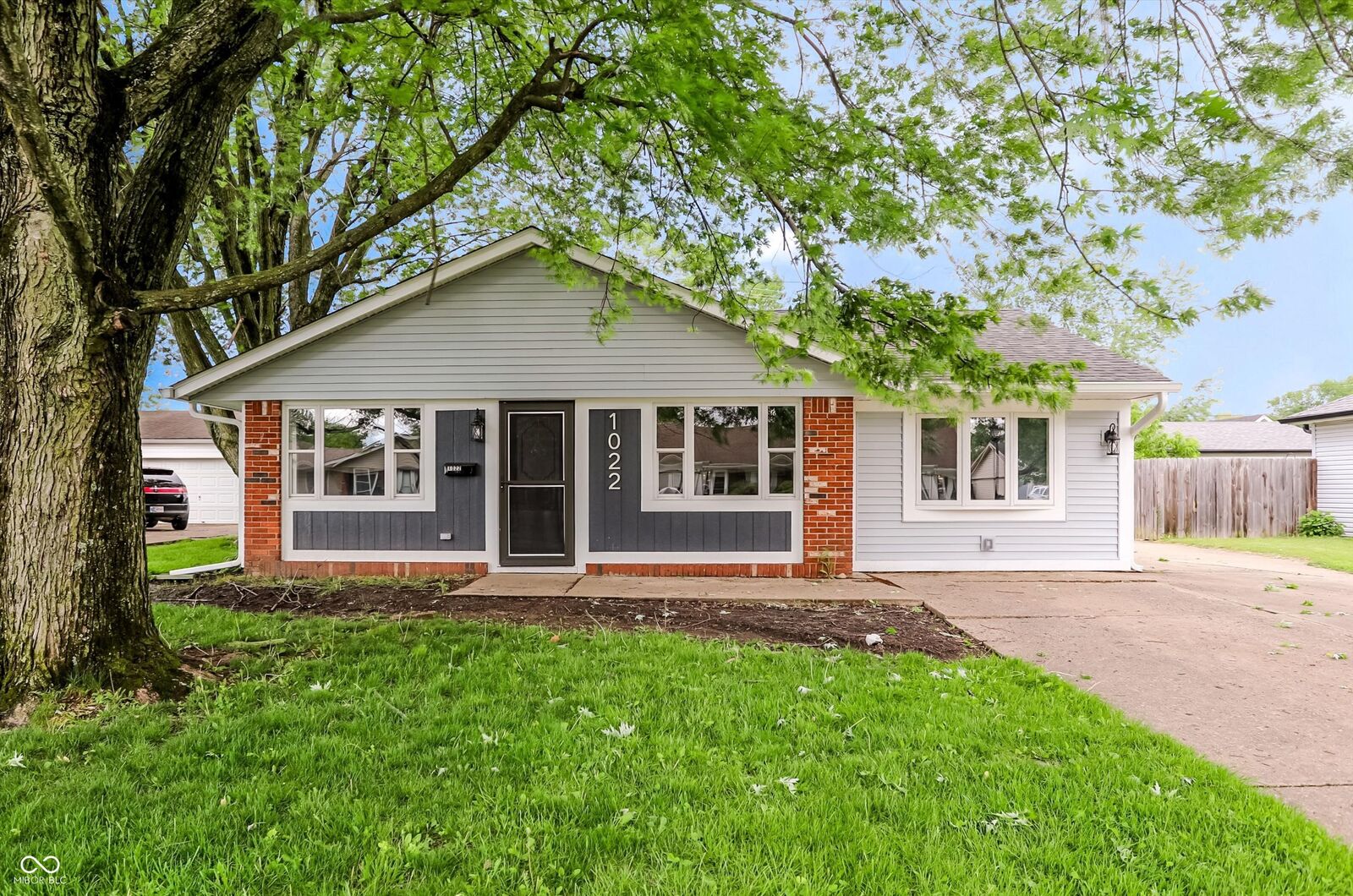 Property Photo:  1022 Ashland Avenue  IN 46184 