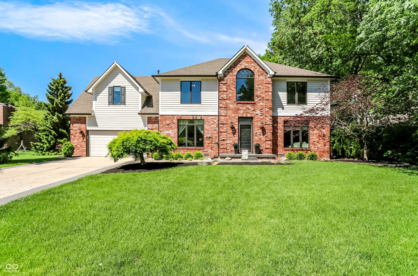 Property Photo:  1159 Paris Drive  IN 46131 