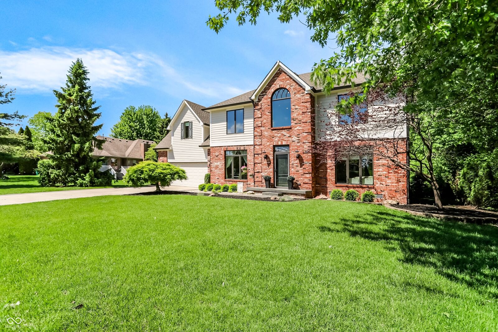 Property Photo: 1159 Paris Drive IN 46131