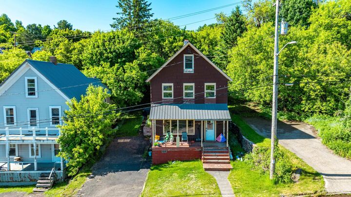 Property Photo:  807 E Montezuma Avenue  MI 49931 