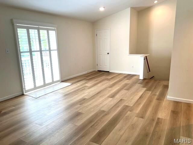 Property Photo:  9121 N Swan Circle  MO 63144 