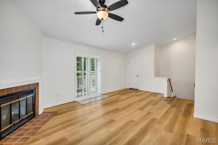 Property Photo: 9121 N Swan Circle MO 63144