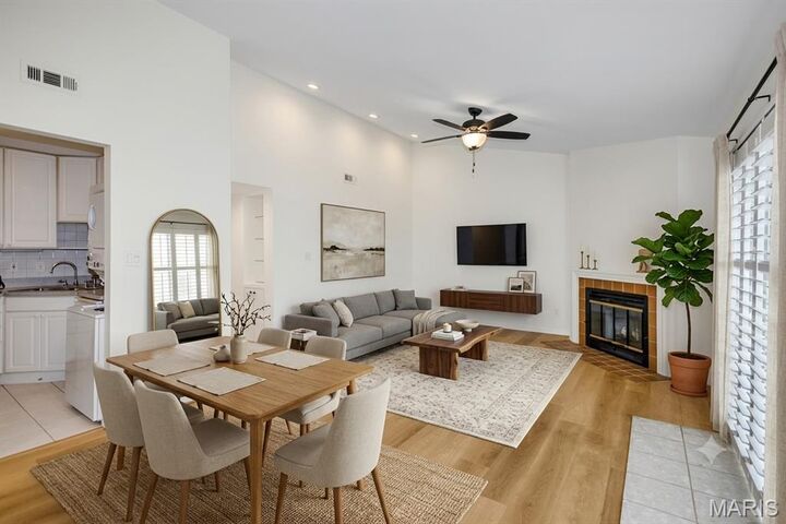 Property Photo:  9121 N Swan Circle  MO 63144 
