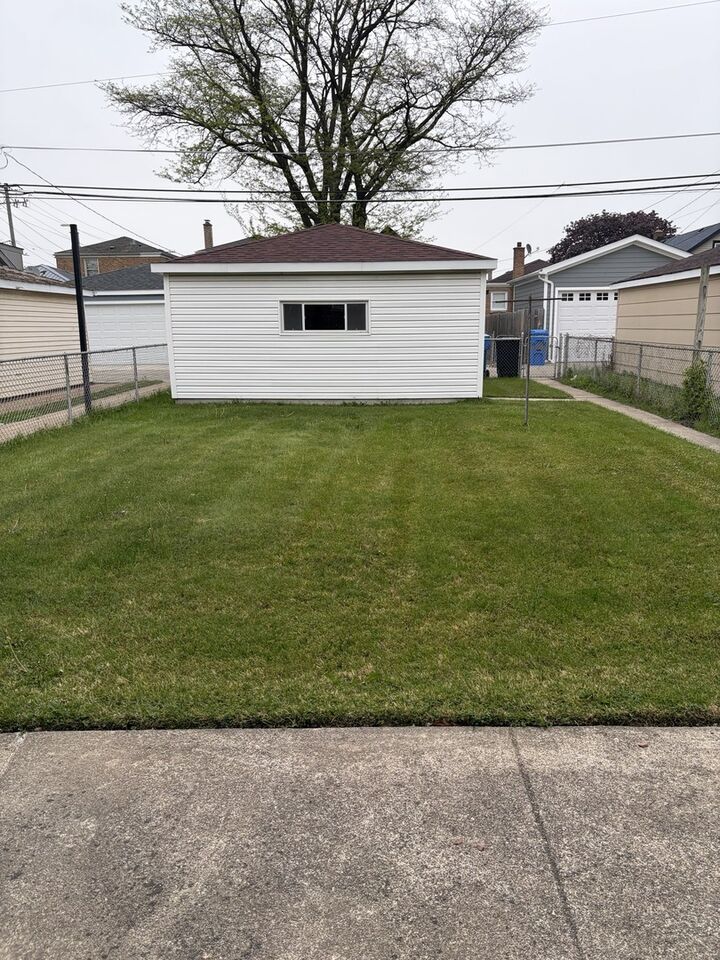 Property Photo:  5121 S Springfield Avenue  IL 60632 