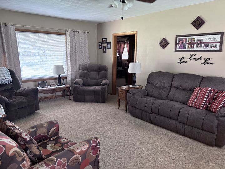 Property Photo:  1202 N 4th Street  IA 52732 