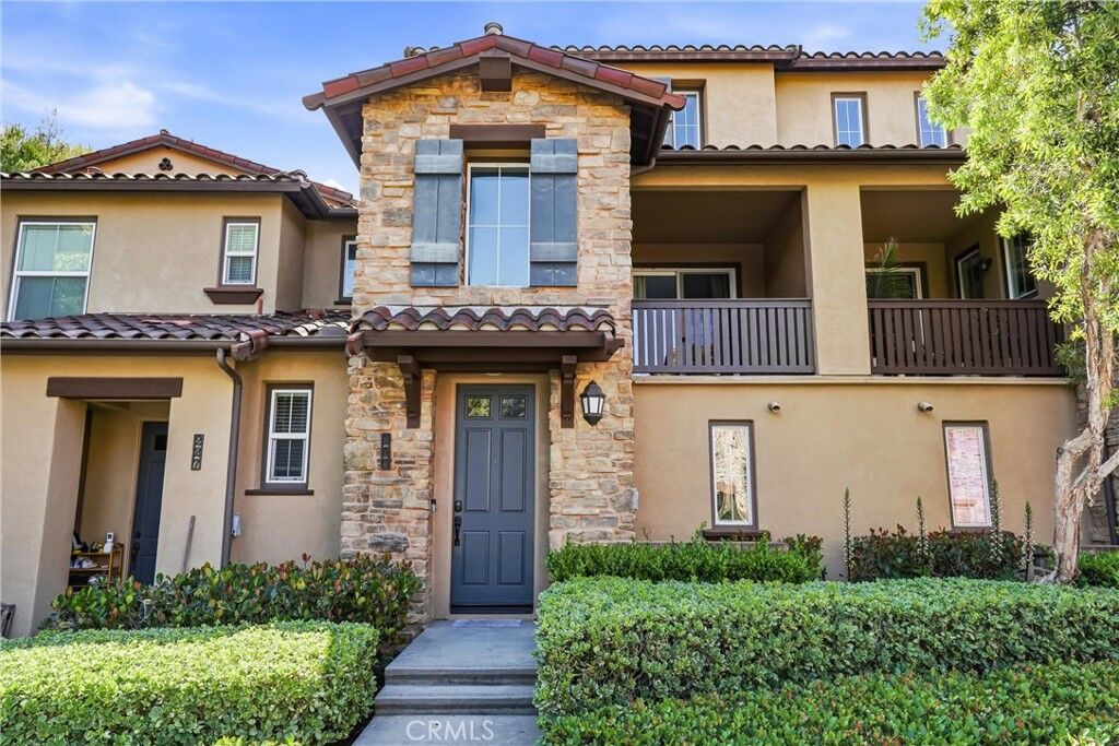 Property Photo:  225 Coral Rose  CA 92603 