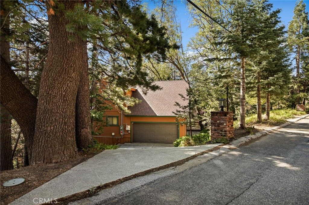 Property Photo:  109 Old Toll  CA 92317 