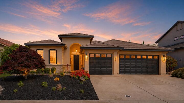 Property Photo:  2343 Petruchio Way  CA 95661 