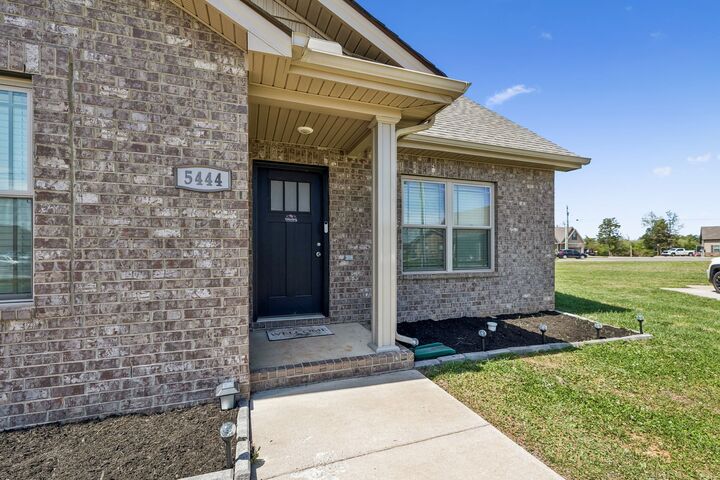 Property Photo:  5444 Marisack Ct  TN 37037 