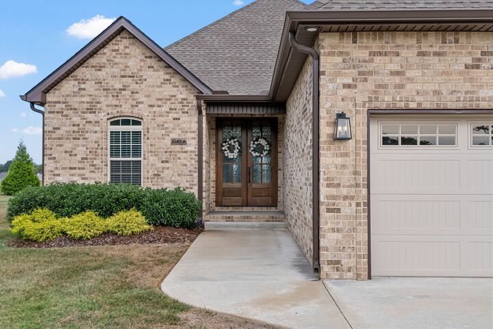 Property Photo:  1049 Veridian Dr A  TN 37043 