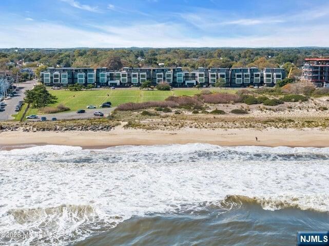Property Photo:  200 Ocean Avenue 13  NJ 07740 