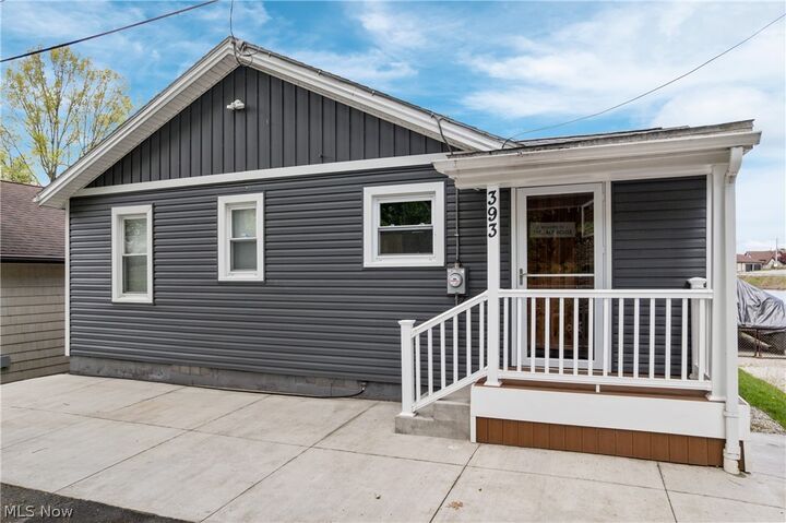 Property Photo:  393 Wrico Street  OH 44319 