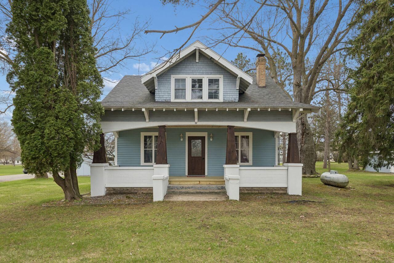 Property Photo: 114 E Elm Avenue MN 56384