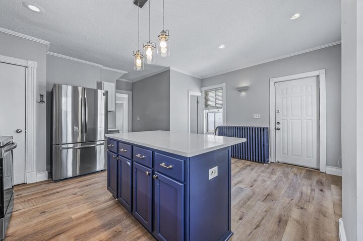 Property Photo:  811 Watson Avenue  MN 55102 