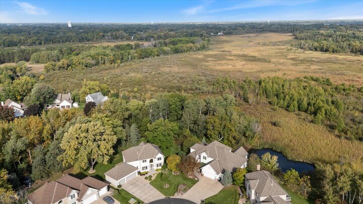 Property Photo:  5605 Saint Albans Circle  MN 55126 