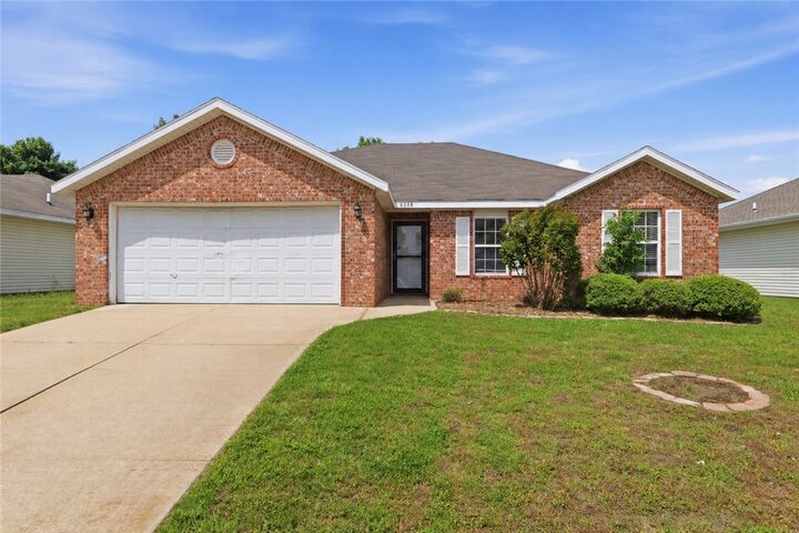 Property Photo: 6208 Meadow Well Avenue AR 72713