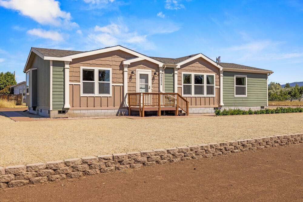 Property Photo:  34234 Glen Drive  OR 97624 