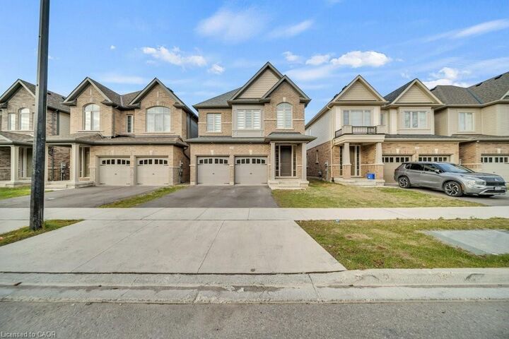 Photo de la propriété:  285 Broadacre Drive  ON N2R 0S6 