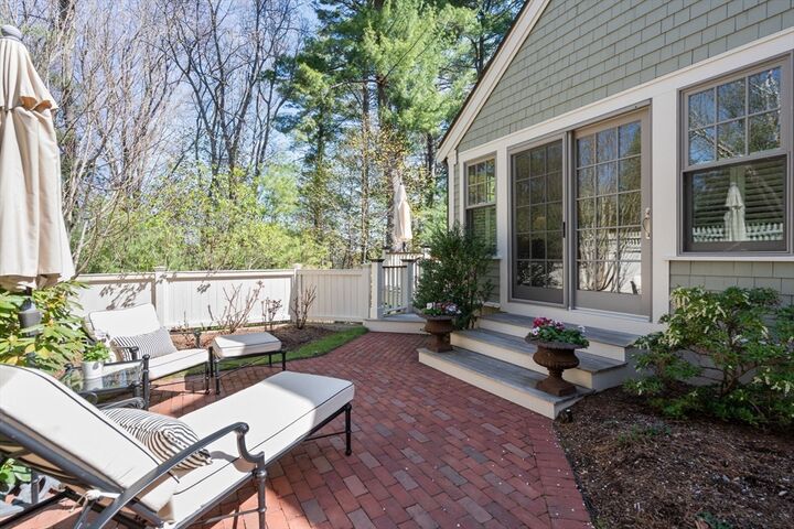 Property Photo:  12 Fillmore Place 12  MA 02493 