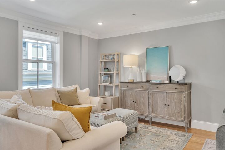 Property Photo:  18 Tufts St 4  MA 02139 
