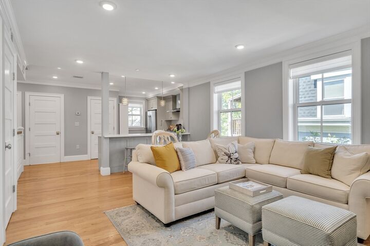 Property Photo: 18 Tufts St 4 MA 02139