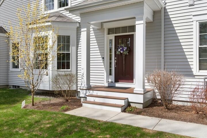 Property Photo:  9 Madison Drive 9  MA 01746 