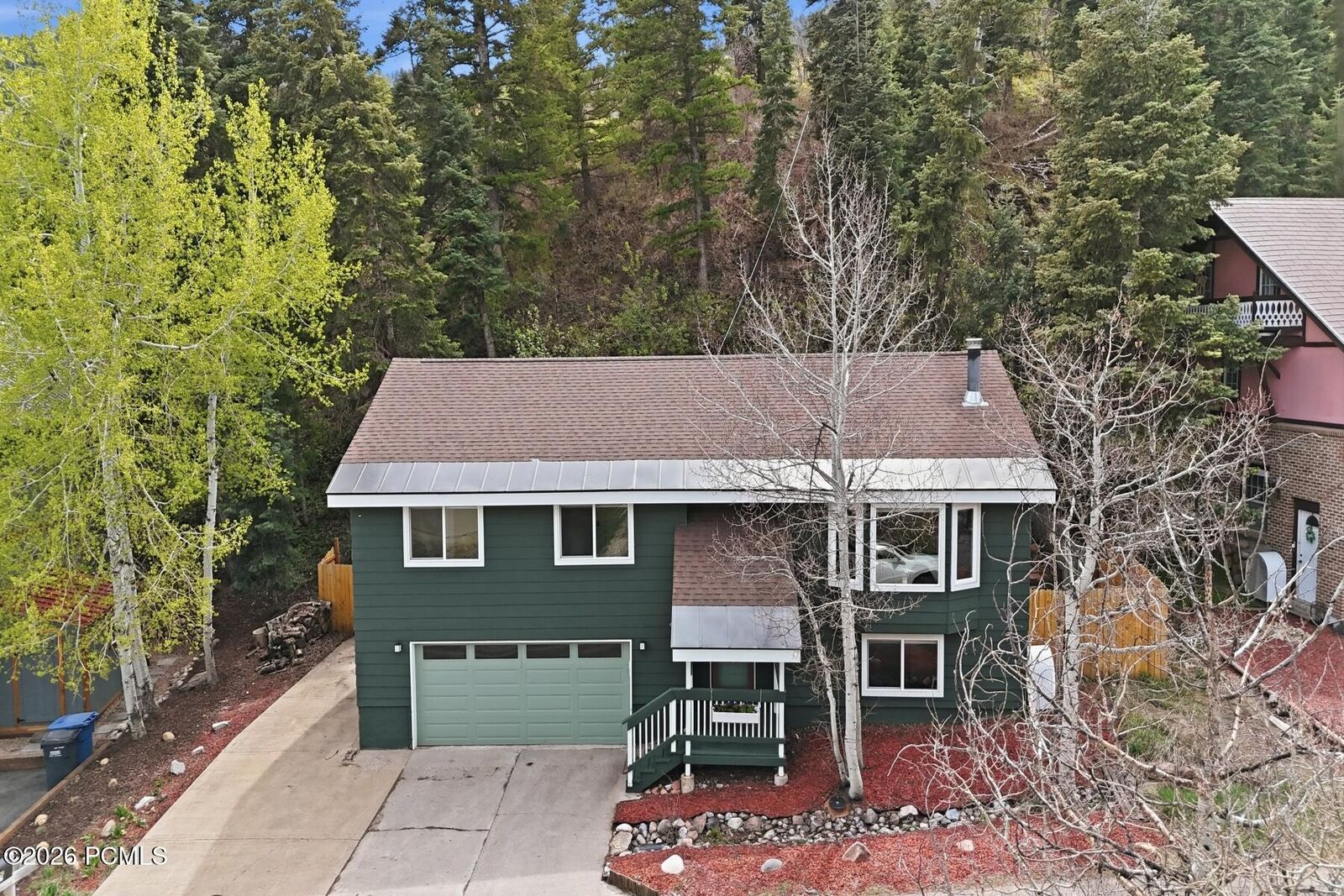 Property Photo: 575 Aspen Drive UT 84098