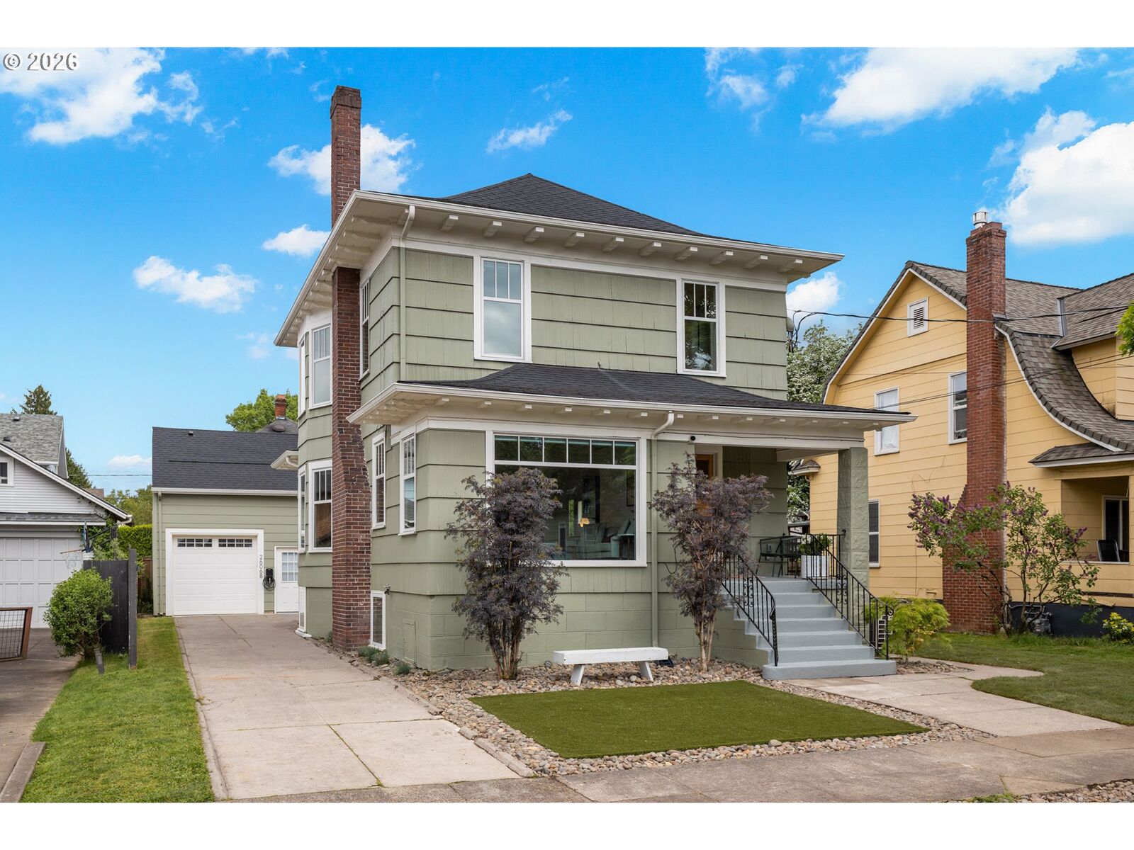 Property Photo:  2606 SE 16th Ave  OR 97202 